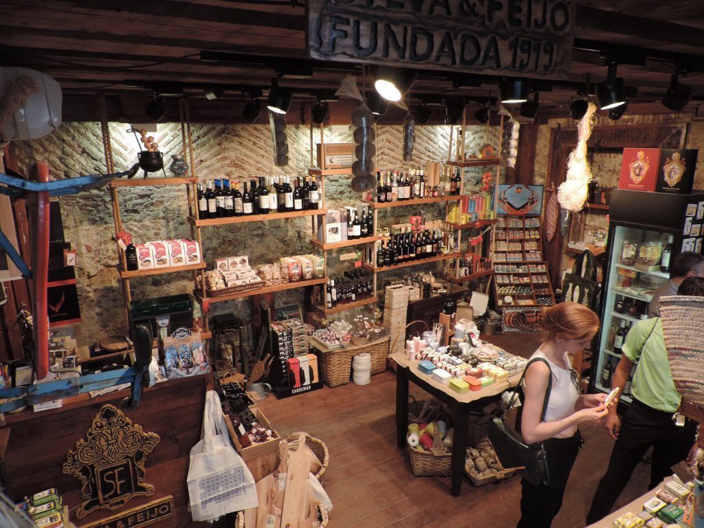 silva-e-feijoo-gift-souvenir-shop-lisbon