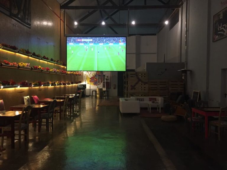 The best sports bars in Lisbon (to see a football match or other sports)