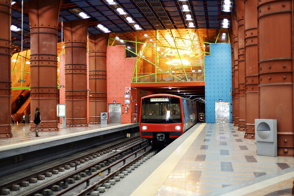 Lisbon Metro - Olaais Station - flickr photo of Carlos Pinho